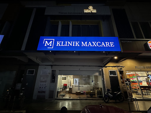 KLINIK MAXCARE PEKAN NANAS